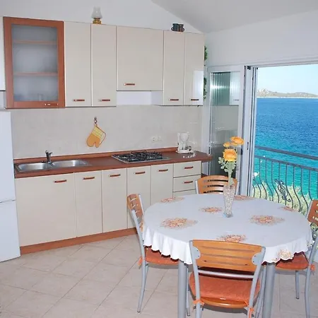 Apartments Razanj